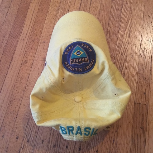 Tommy Hilfiger cap - Picture 1 of 2